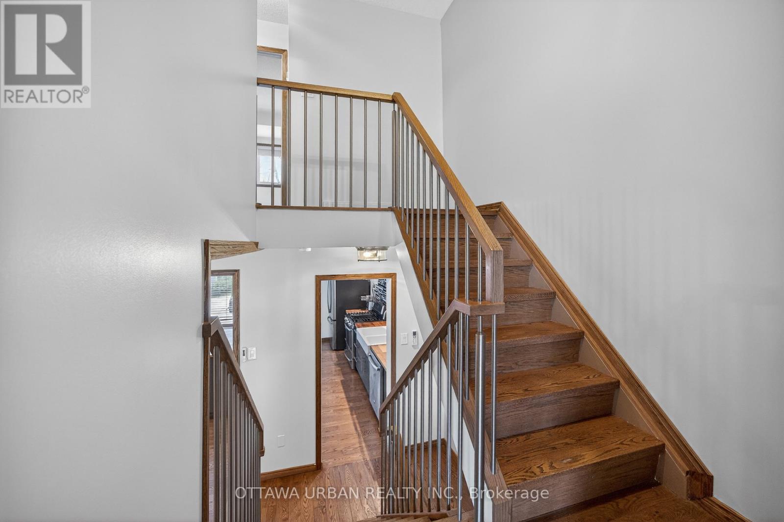 46 REANEY COURT - 33