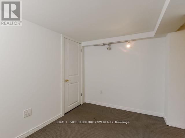 105 BARKER AVENUE - 27