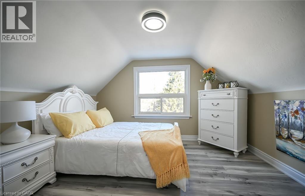 1210 DUNSMURE Road Unit# Upper, Hamilton, Ontario, L8H1L4 — Photo 16