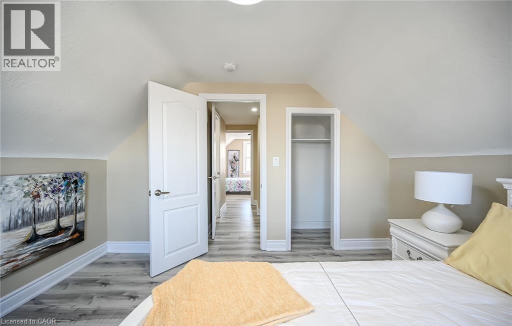 1210 DUNSMURE Road Unit# Upper, Hamilton, Ontario, L8H1L4 — Photo 9