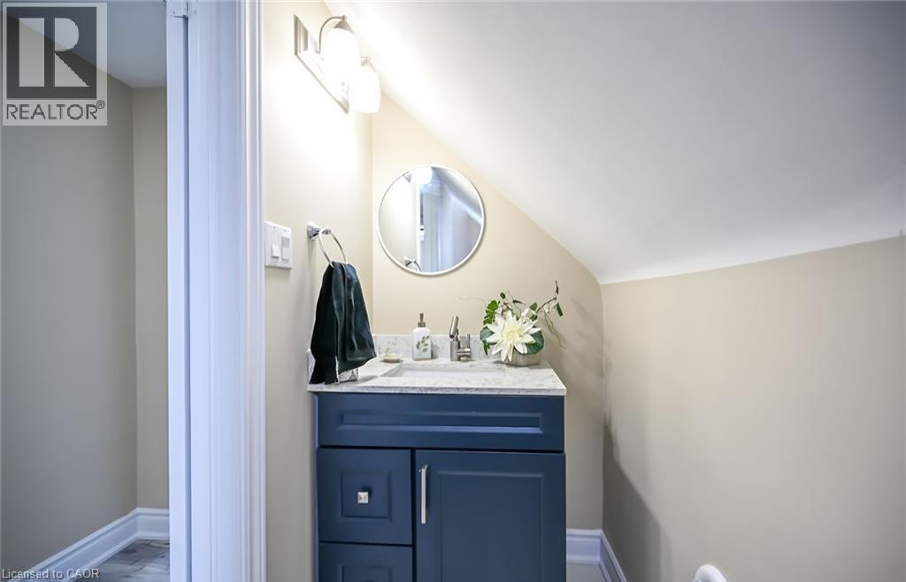 1210 DUNSMURE Road Unit# Upper, Hamilton, Ontario, L8H1L4 — Photo 17