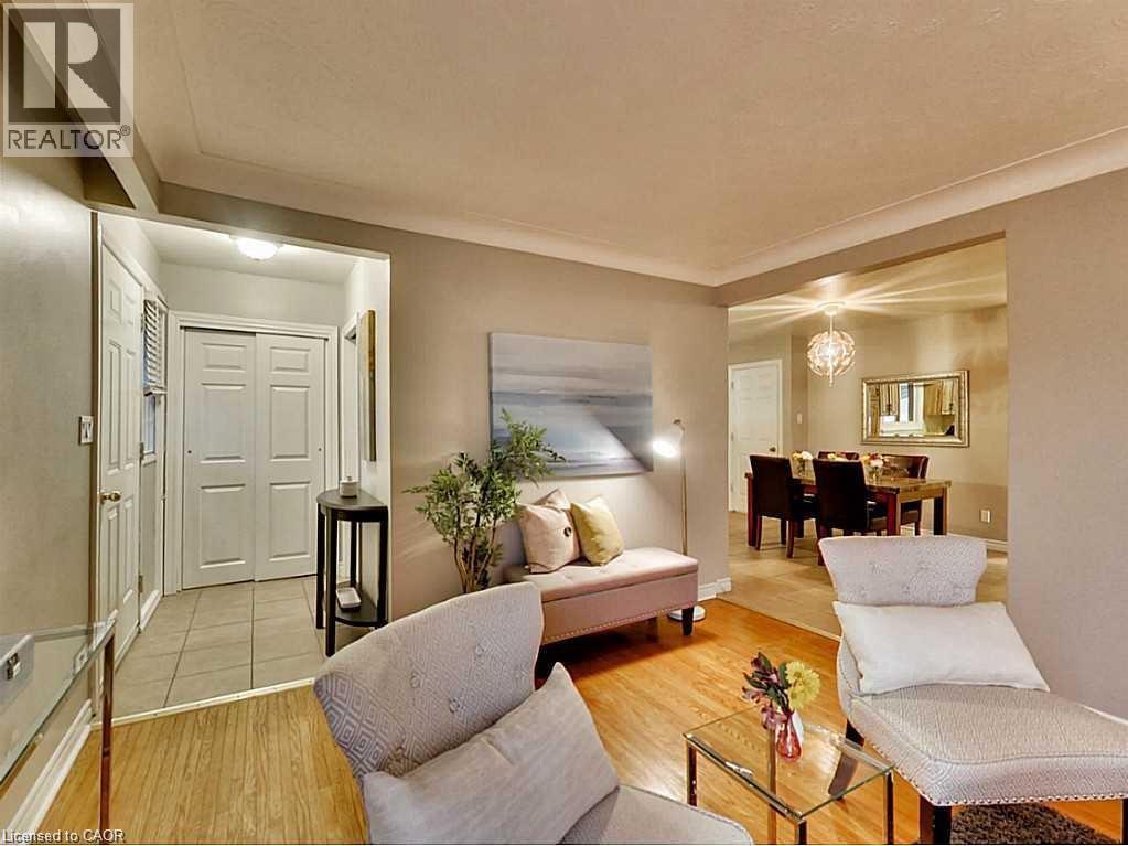 96 MANNING Avenue, Hamilton, Ontario, L9A3E9 — Photo 6