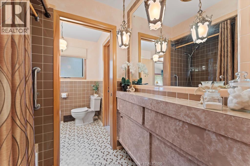 2360 LEONARD ROAD, Windsor, Ontario, N8W4L7 — Photo 38