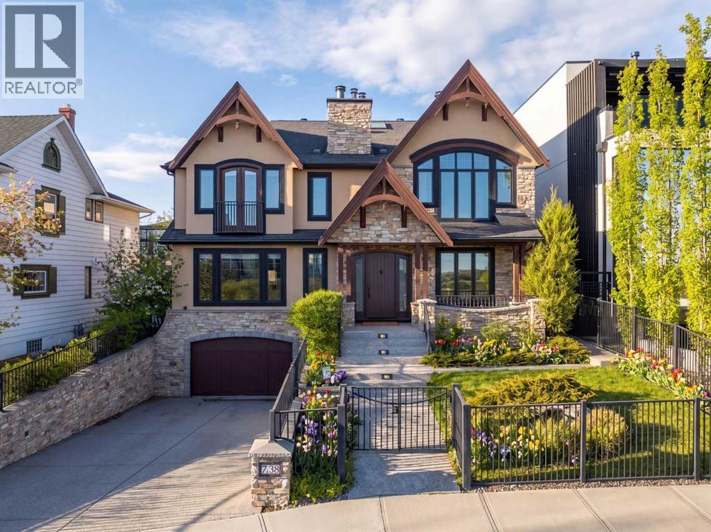 738 Crescent Road NW - 4