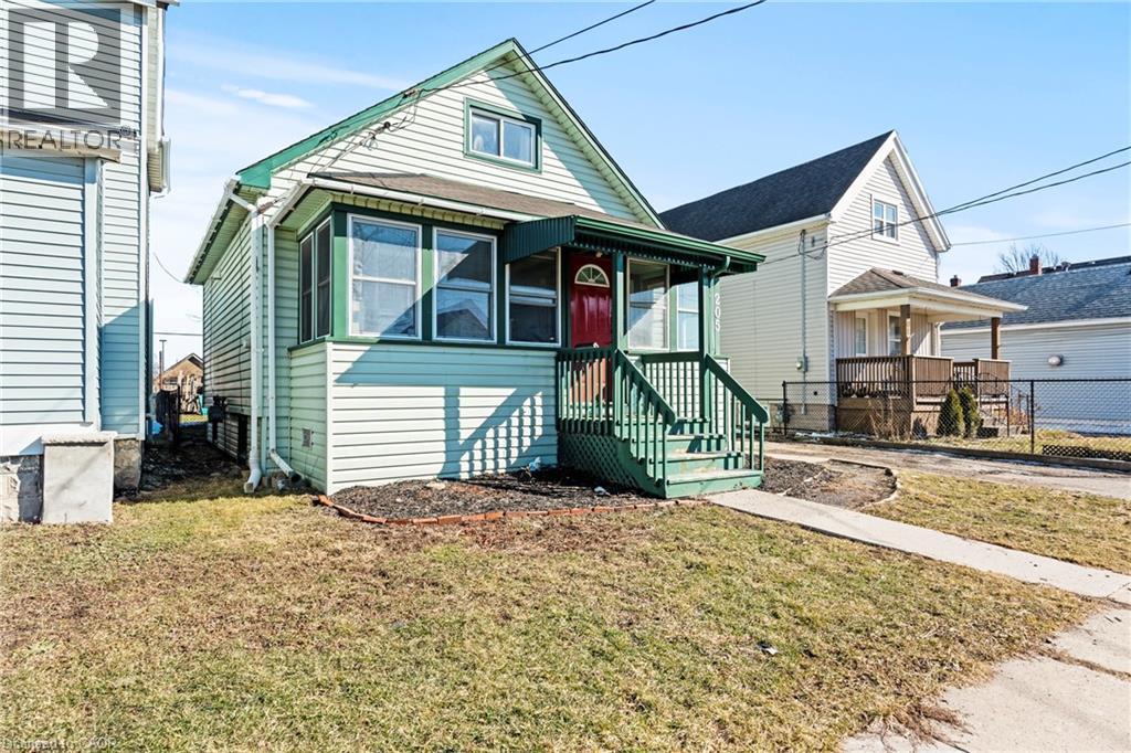205 MITCHELL Street - Image 2