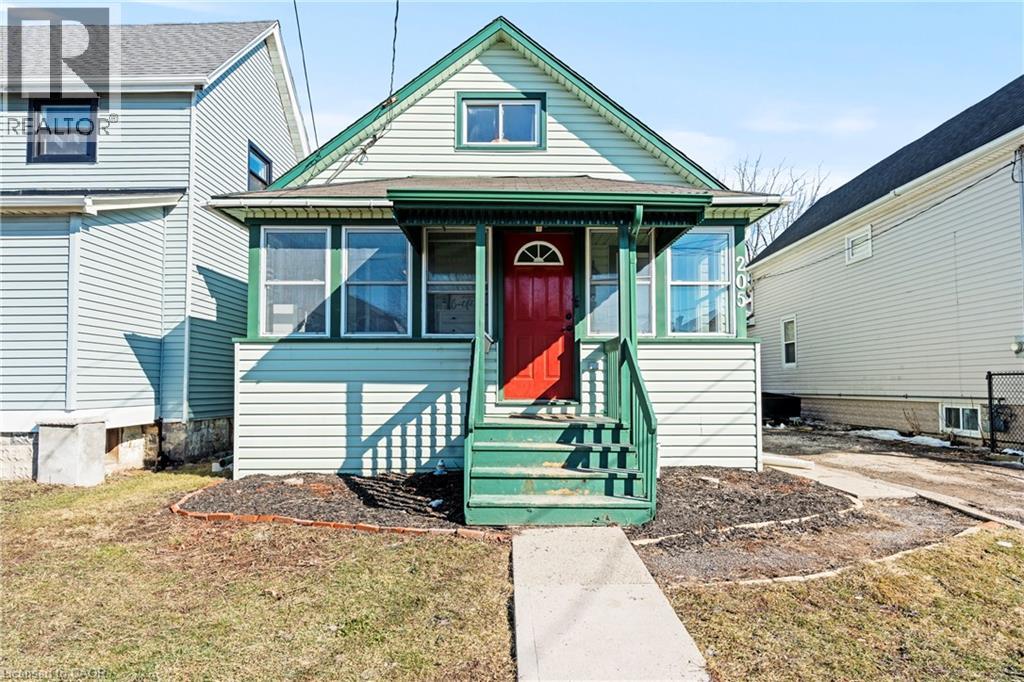 205 MITCHELL Street - 4