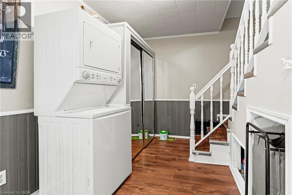 205 MITCHELL Street - 19