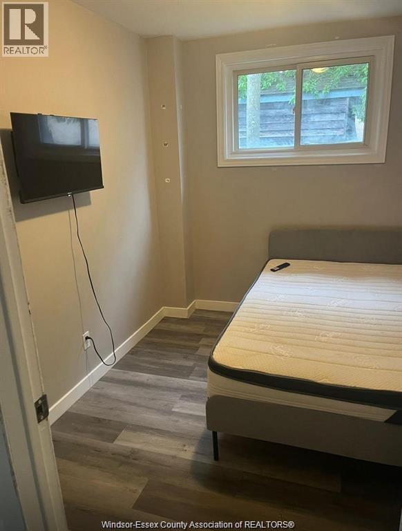 701 Marentette Unit# A, Windsor, Ontario, N9A1Z5 — Photo 3