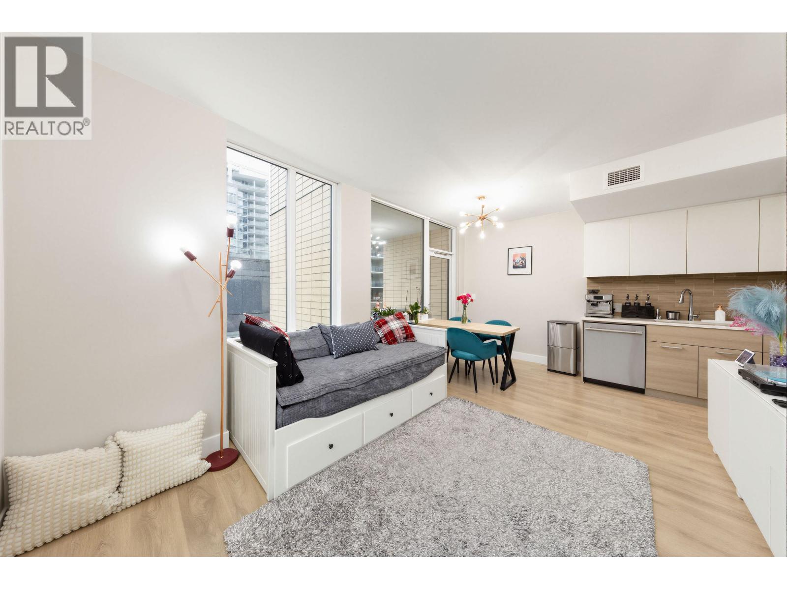 1 Bed, 1 Bath Apartment for Sale in Vancouver – 613 3451 SAWMILL CRESCENT, Vancouver – MLS# R3122576 - Image 11