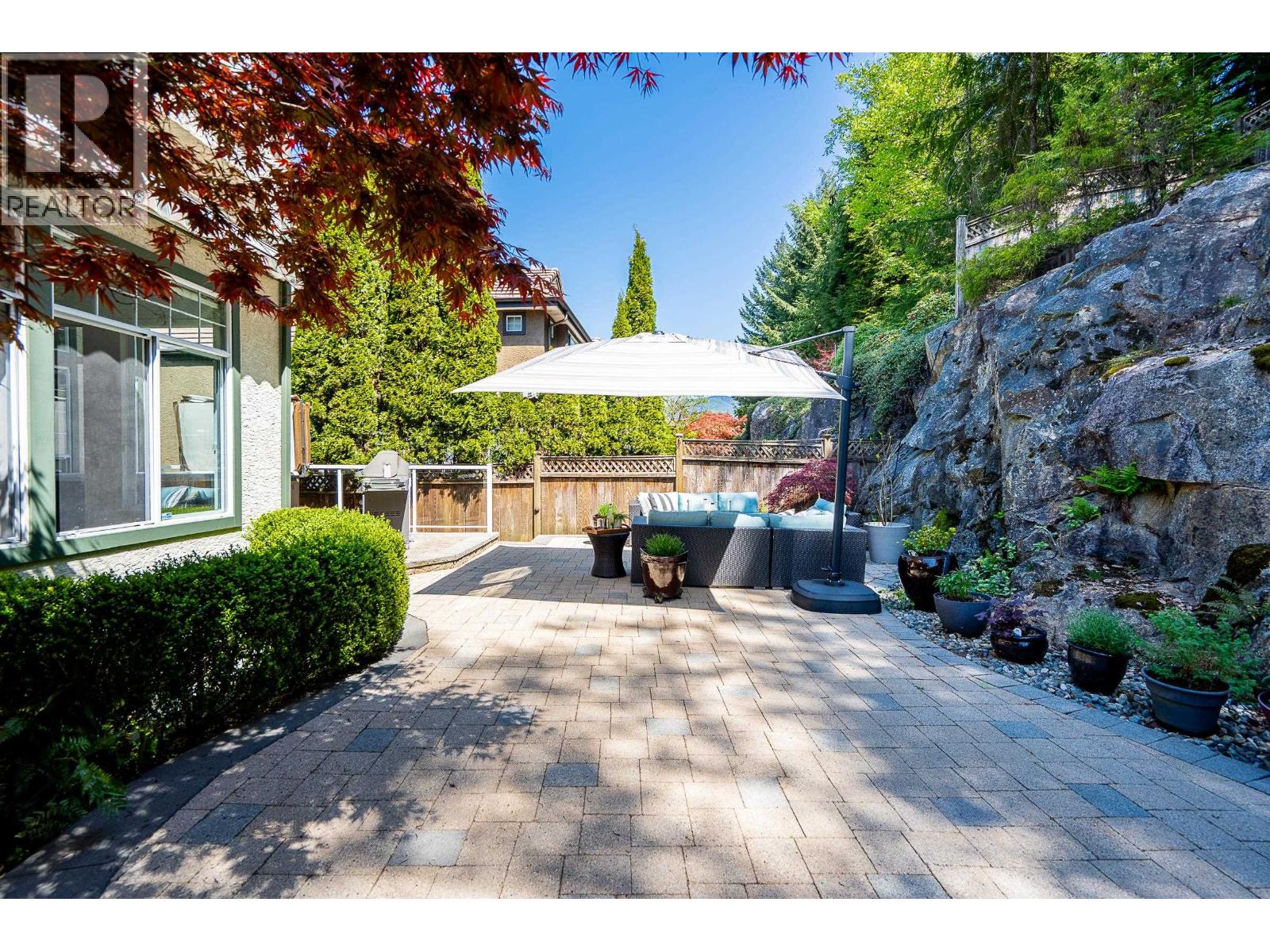 1987 PARKWAY BOULEVARD, Coquitlam