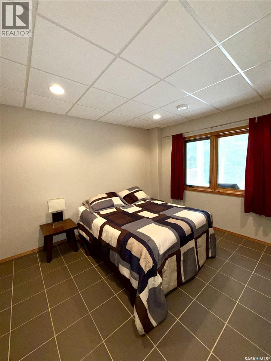 #57 Estates DRIVE - 16