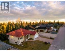 Family room - 57 Estates Drive, Elk Ridge, SK S0J0N0 Photo 14