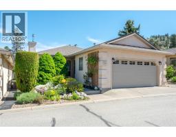 105 1634 Carmi Avenue, Penticton