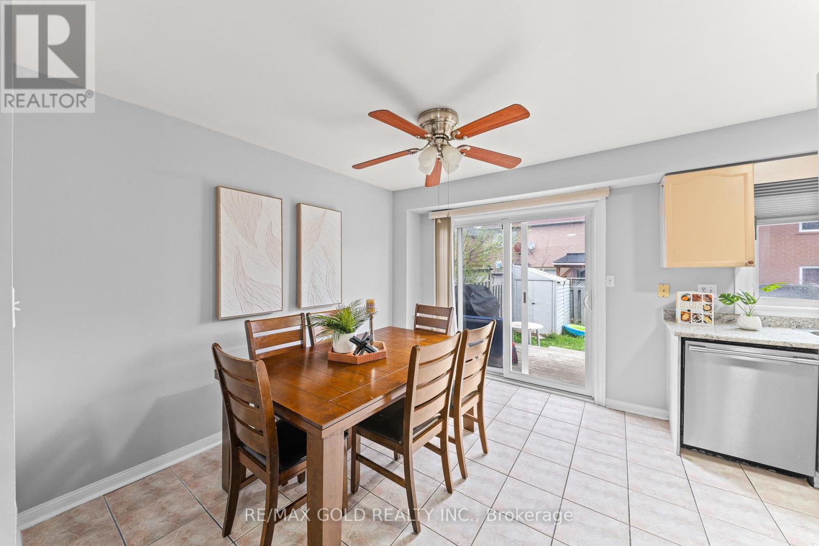 92 DANDELION ROAD - 19