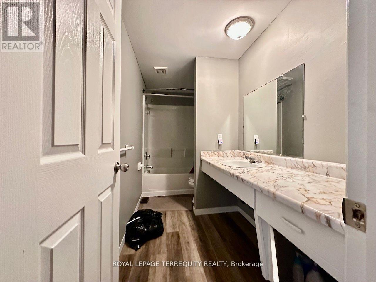 14 ORCHARD PLACE - 14