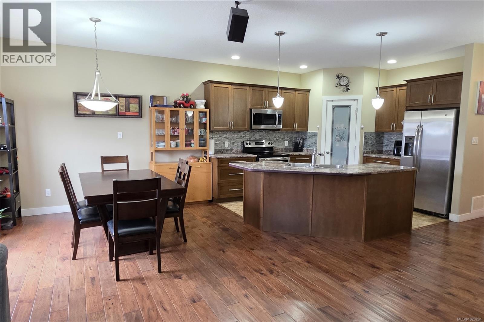 1094 Cordero Cres, Campbell River