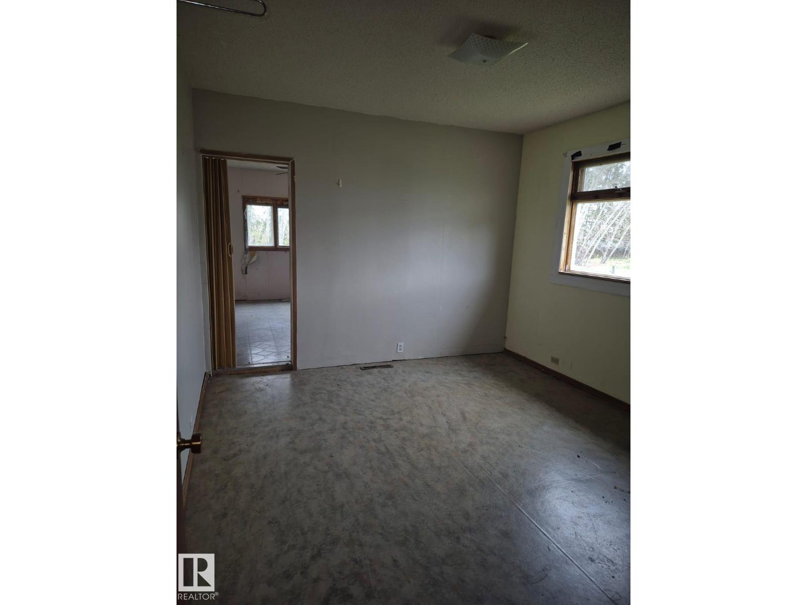 55117 RR 233 — photo 16