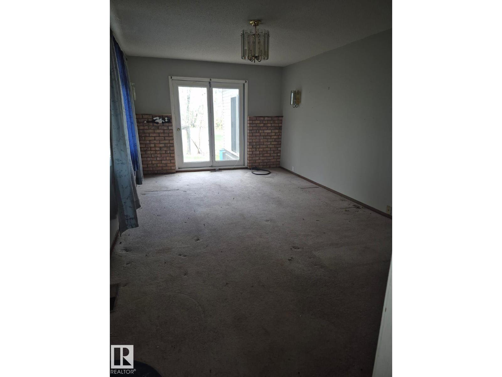 55117 RR 233 — photo 19