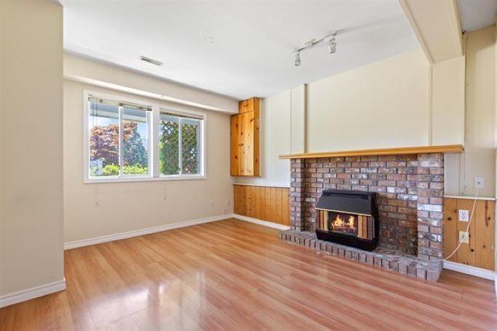 14271 67 CENTRE, Surrey