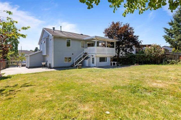 14271 67 CENTRE, Surrey
