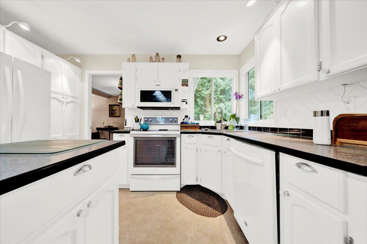 14336 86 AVENUE, Surrey
