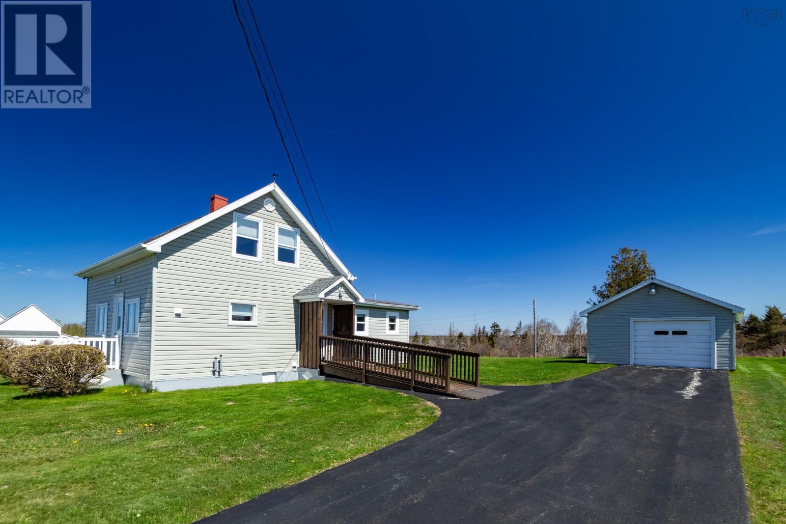 815 Saulnierville Rd - Image 2