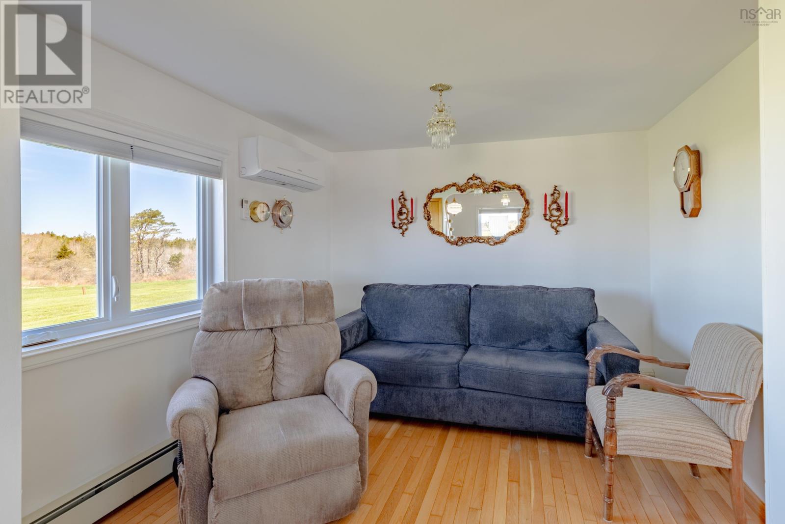815 Saulnierville Rd - 19