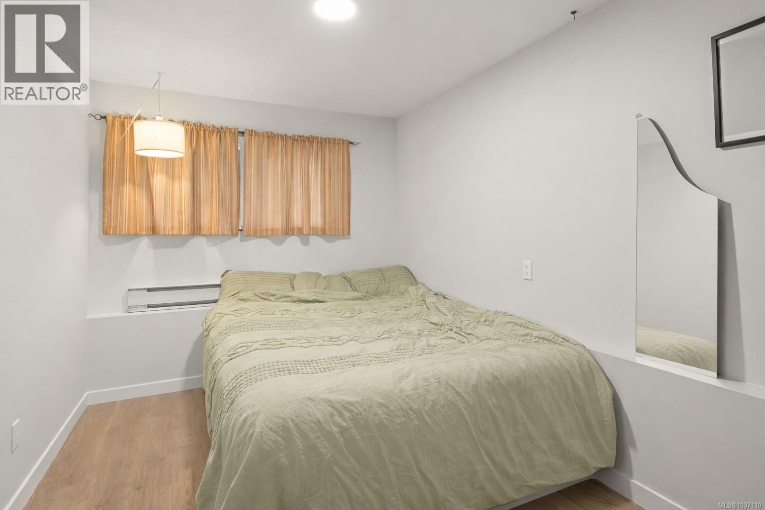 2442 Fitzgerald Ave - 10