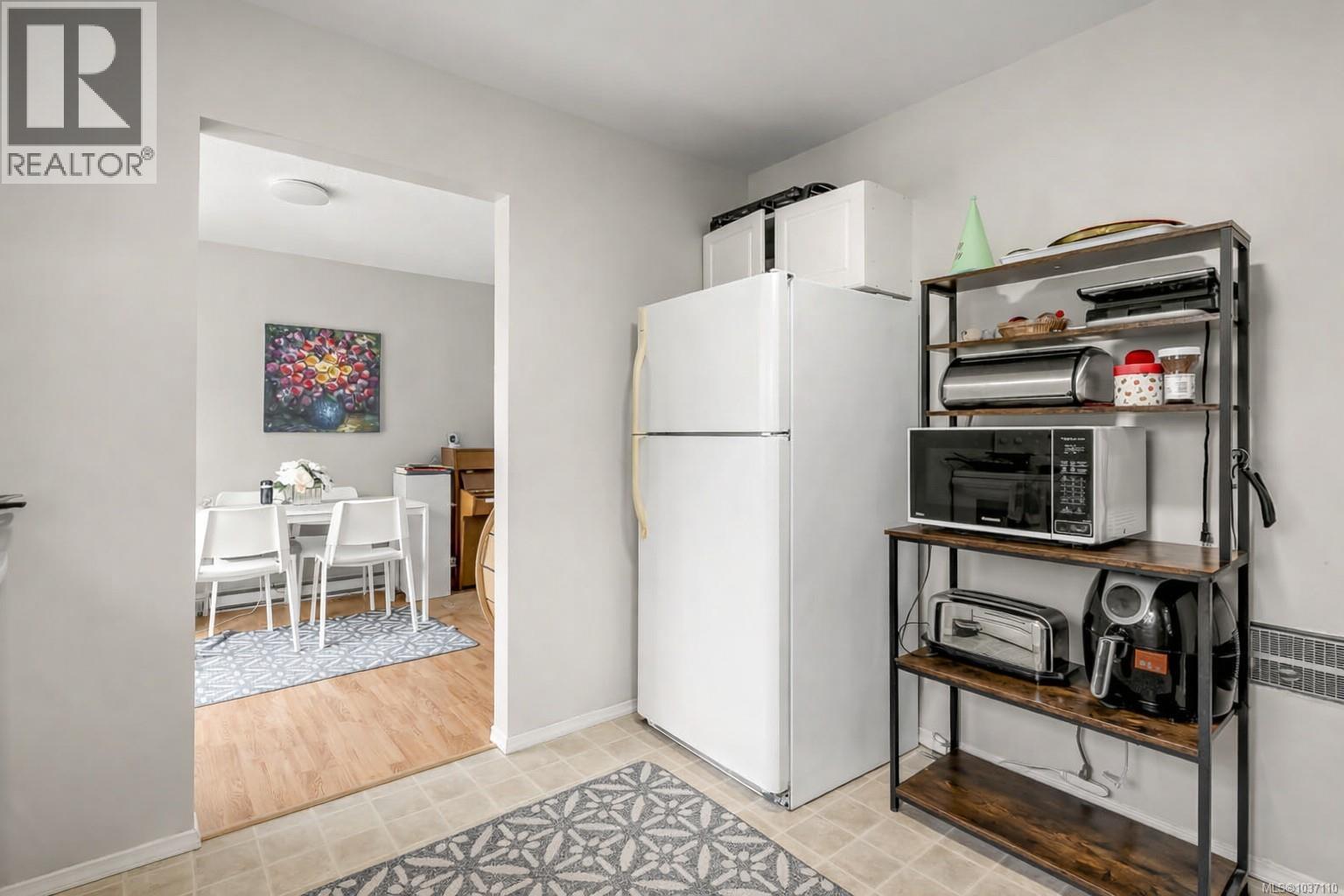 2442 Fitzgerald Ave - 25