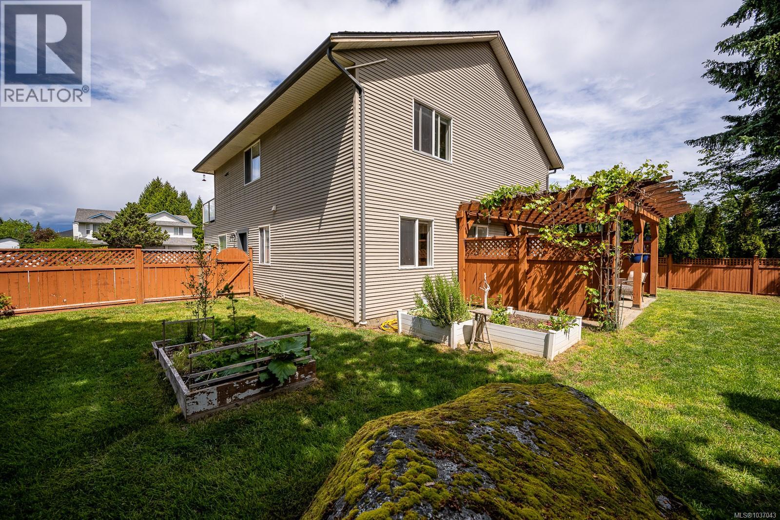 2065 Hawk Dr - 56