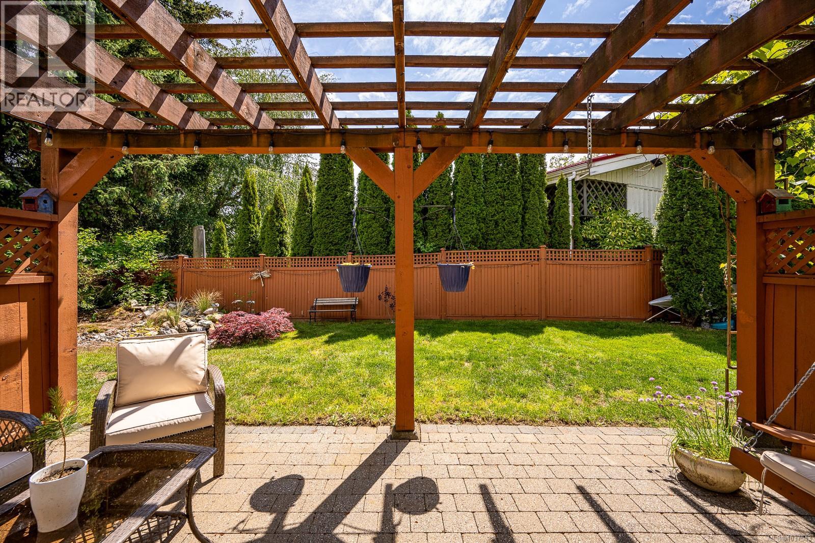 2065 Hawk Dr - 64