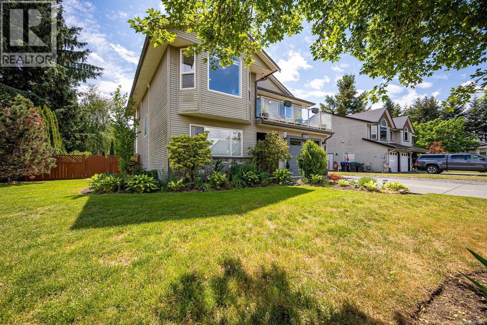 2065 Hawk Dr - 70