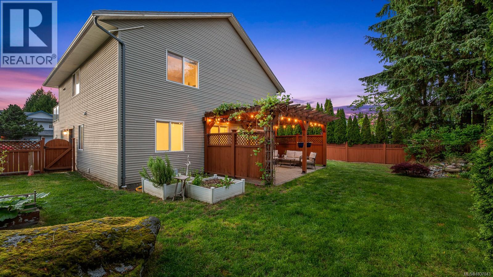 2065 Hawk Dr - 8