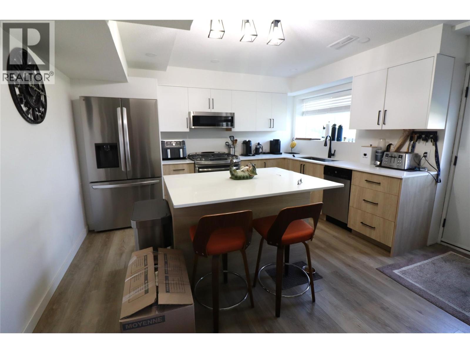 136 Greenstone Drive - 15