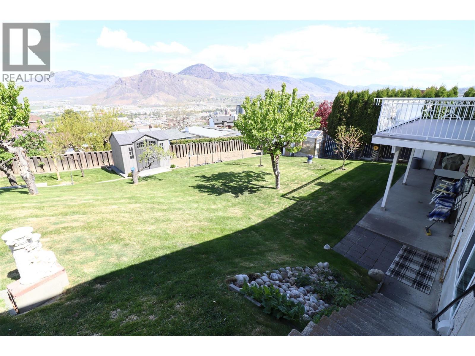 136 Greenstone Drive - 25