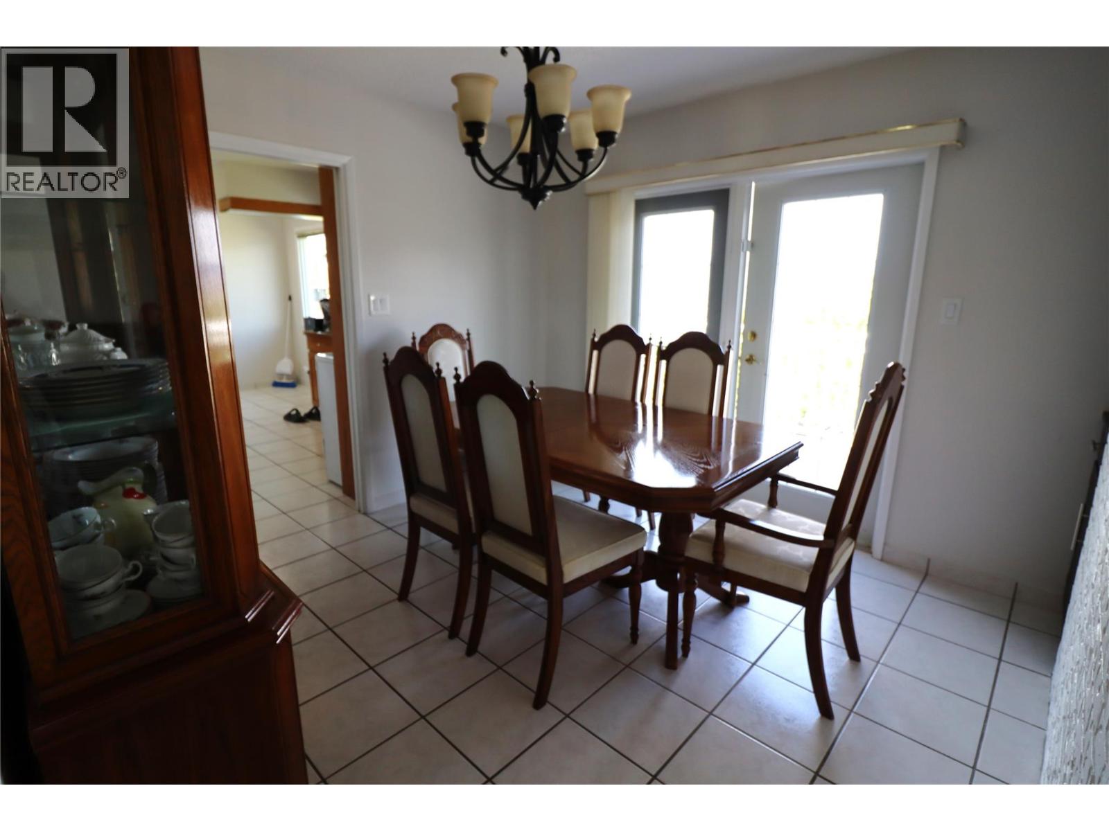 136 Greenstone Drive - 7