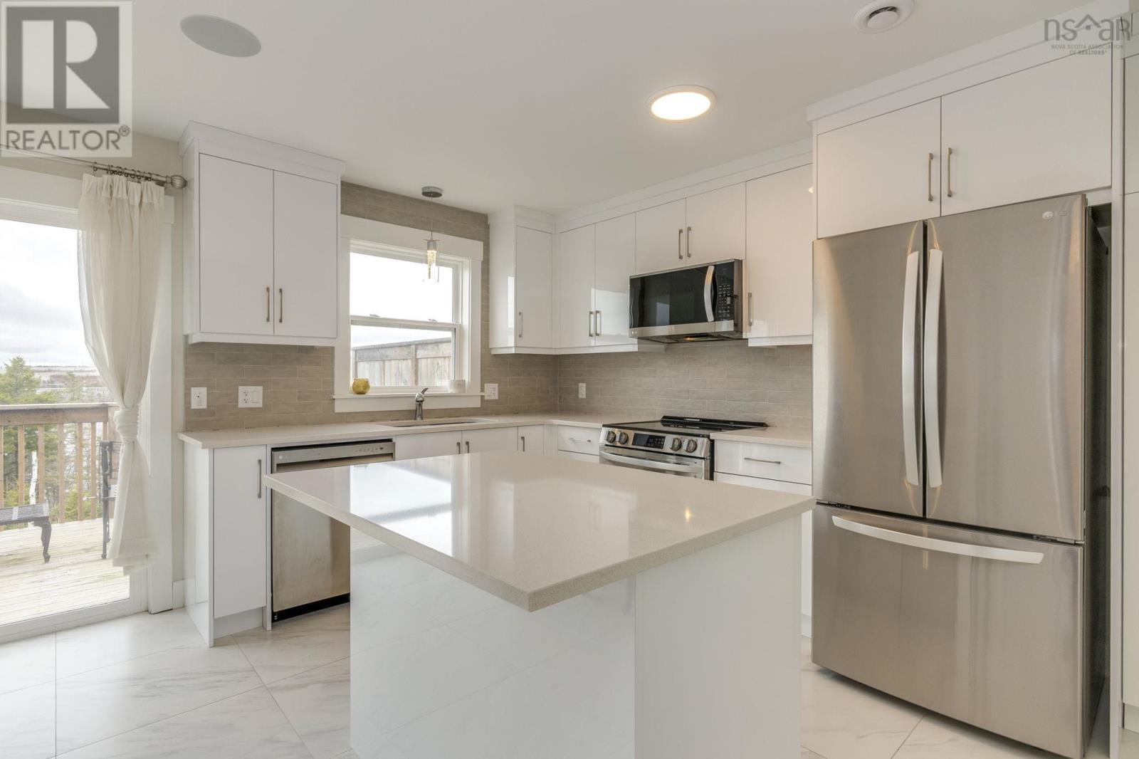 61 Flatrock Crescent - 12