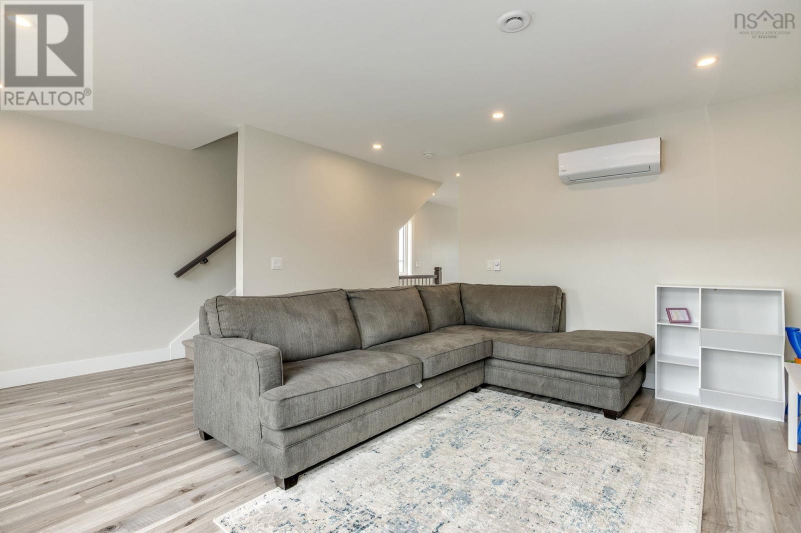61 Flatrock Crescent - 20