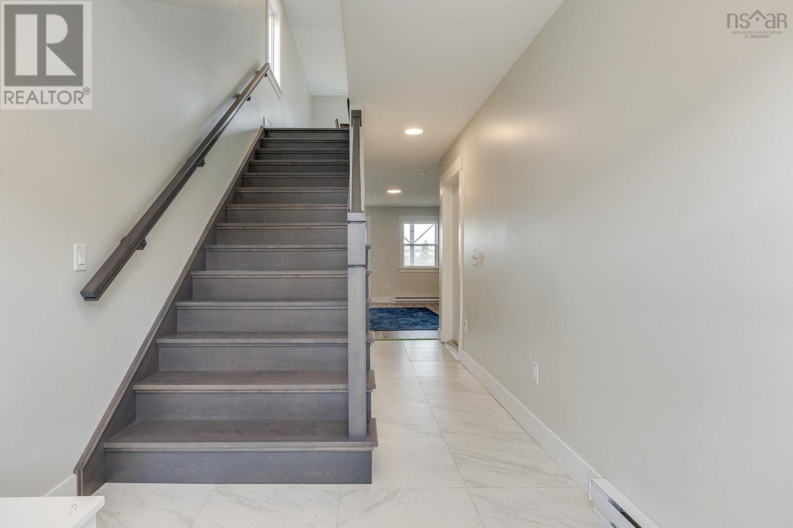 61 Flatrock Crescent - 3