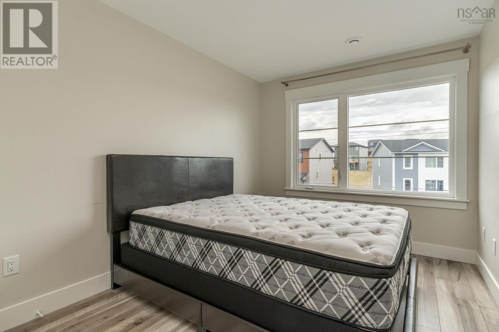 61 Flatrock Crescent - 33