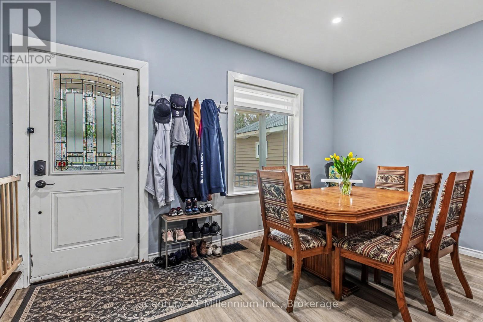 124 LORNE STREET - 6