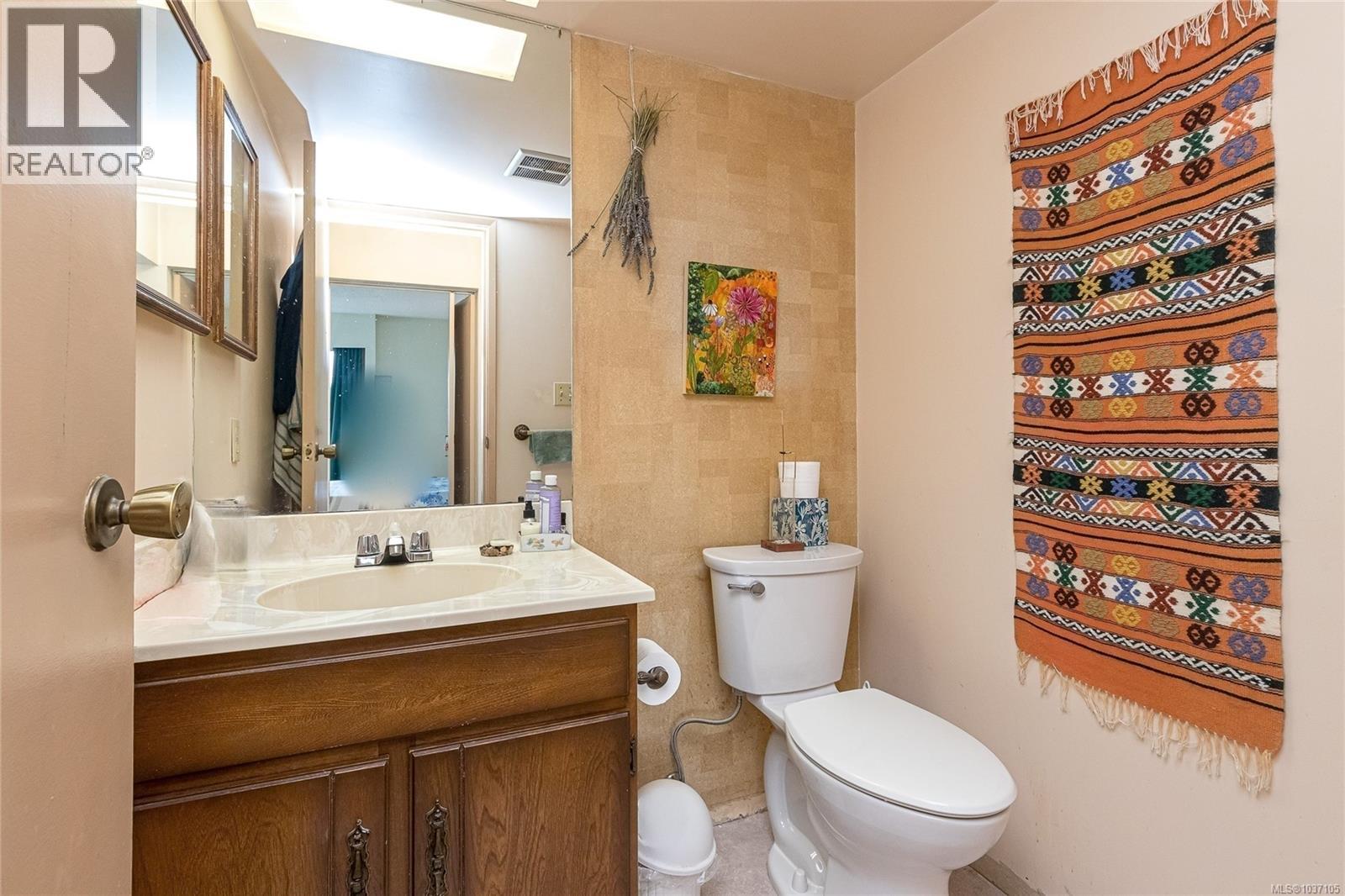 #307 1615 Belcher Ave - 13