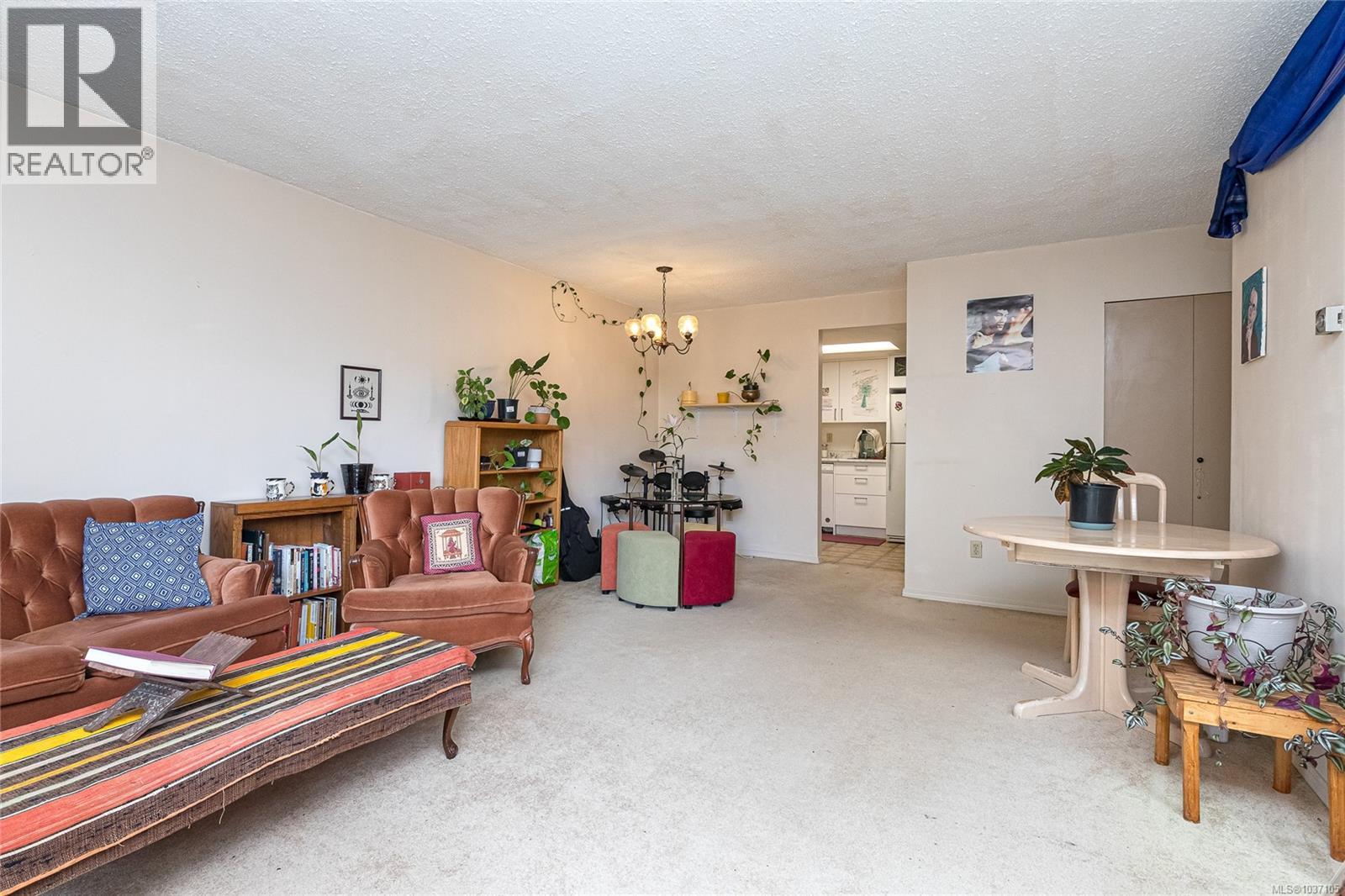 307 1615 Belcher Avenue, Victoria
