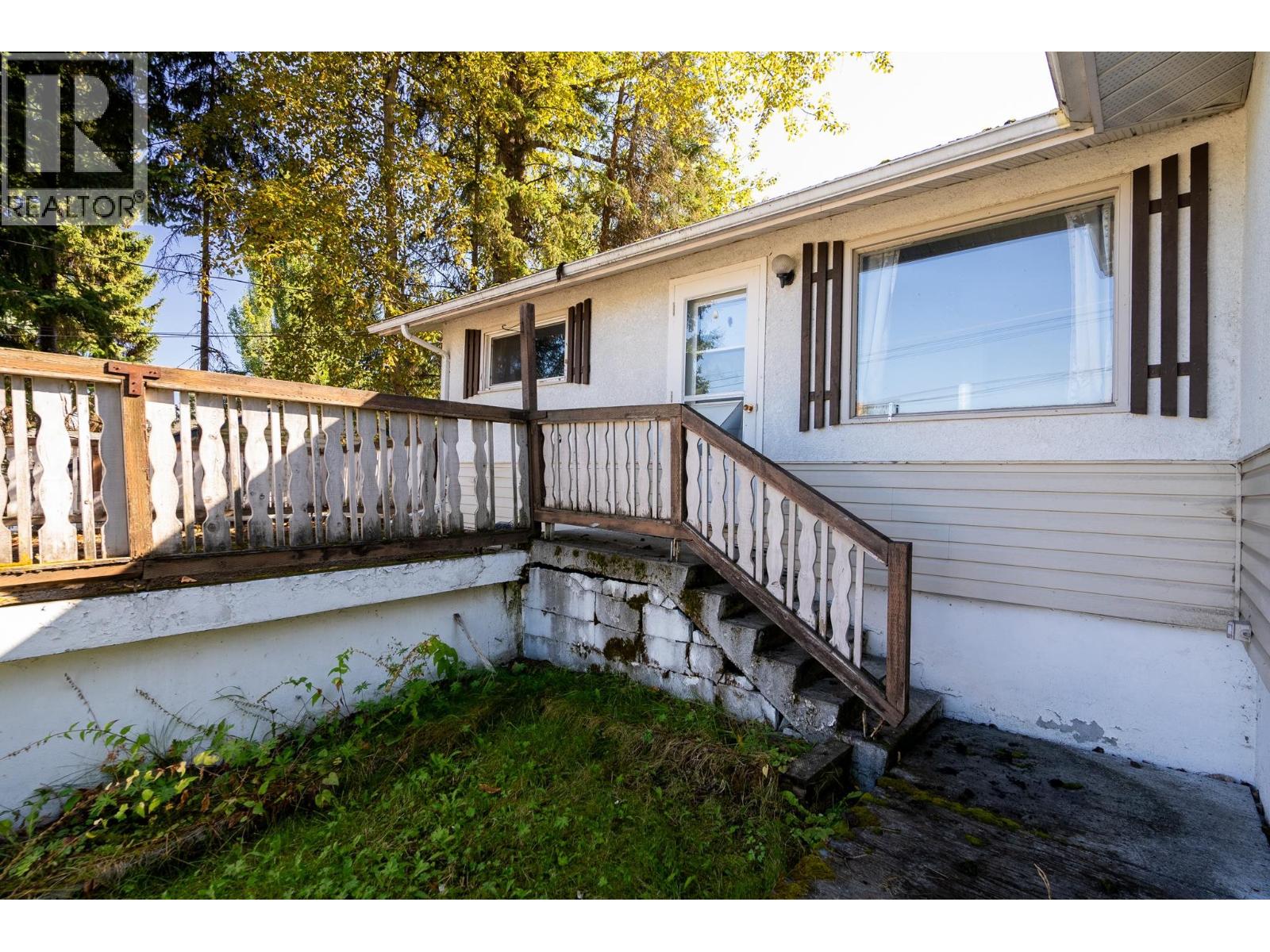 Living room of 2843 GOGOLIN ROAD · Prince George, BC