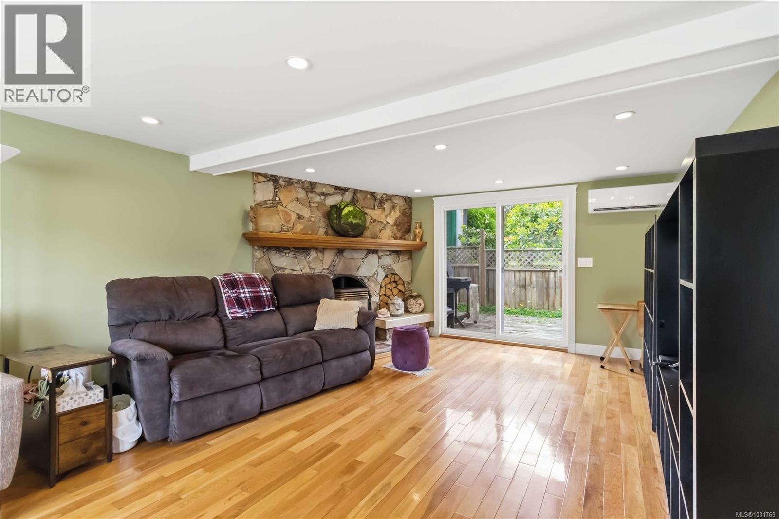9 Camden Ave - Image 3