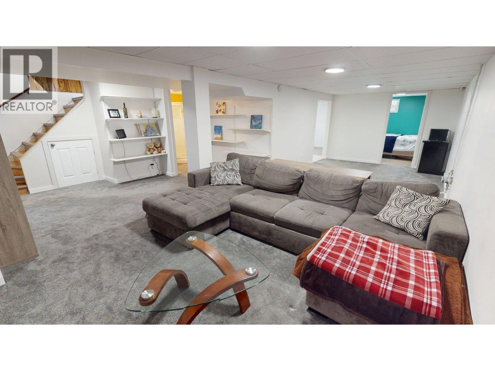 9524 111 AVENUE - 16