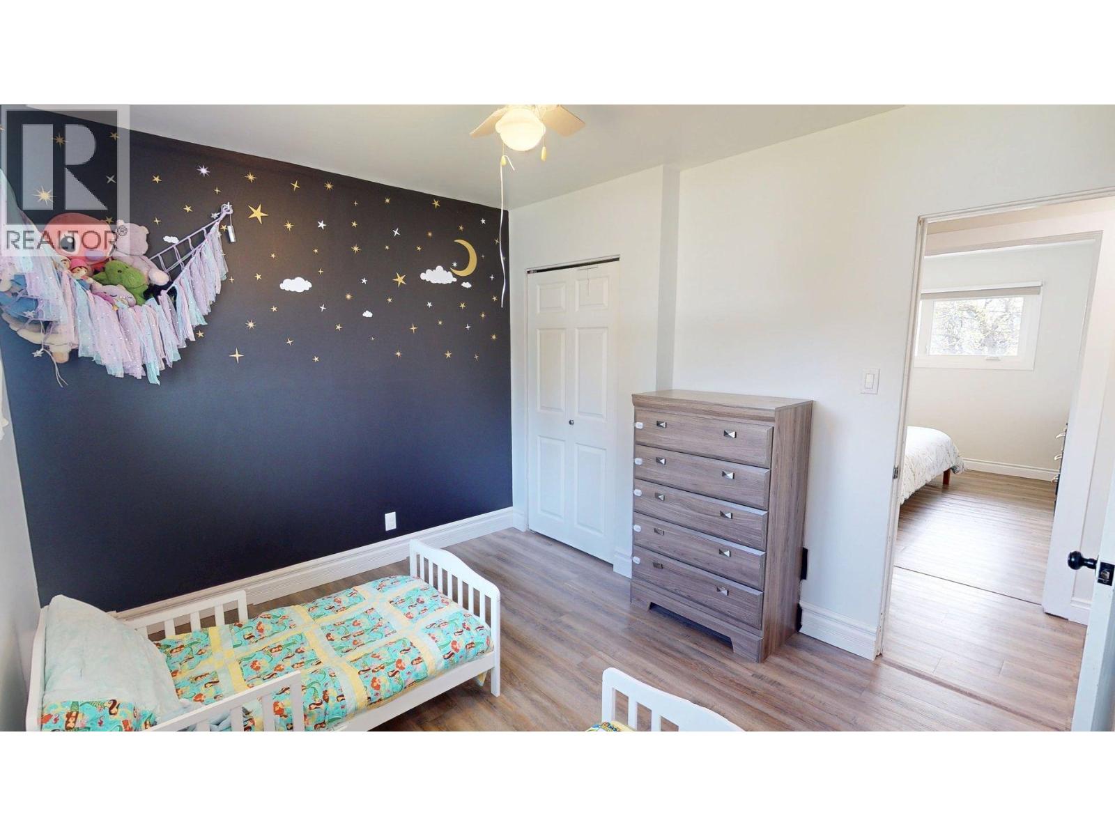 9524 111 AVENUE - 13