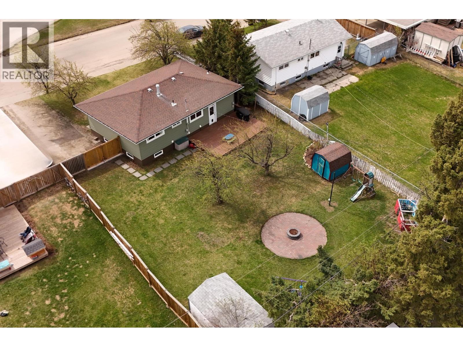 9524 111 AVENUE - 23