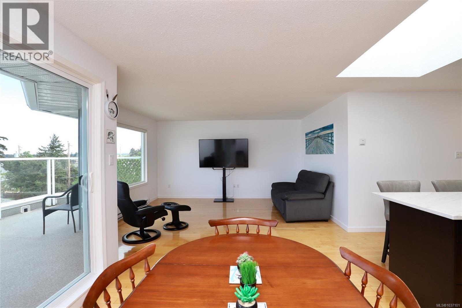 #206 330 Dogwood St - 18