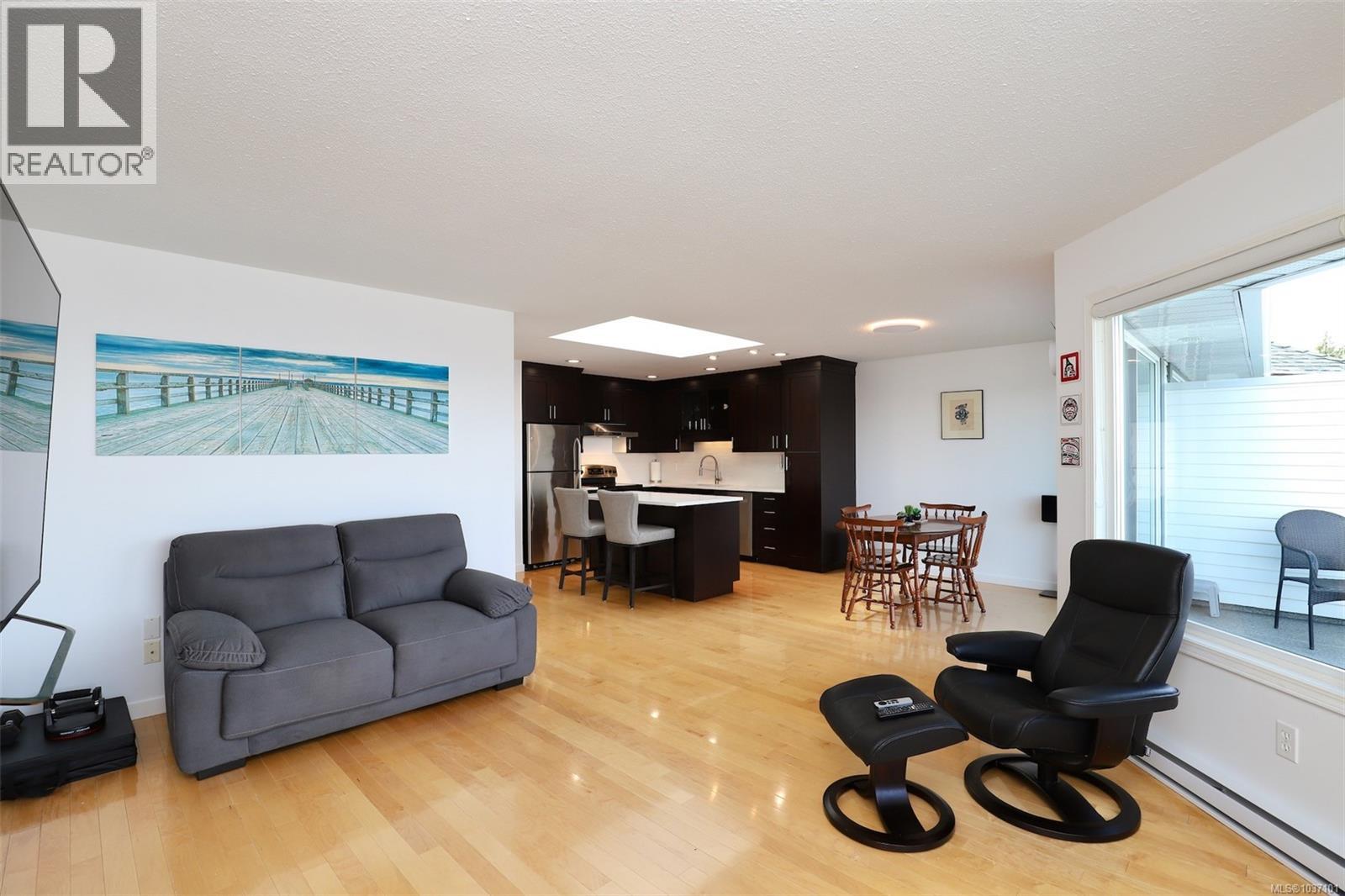 #206 330 Dogwood St - 19